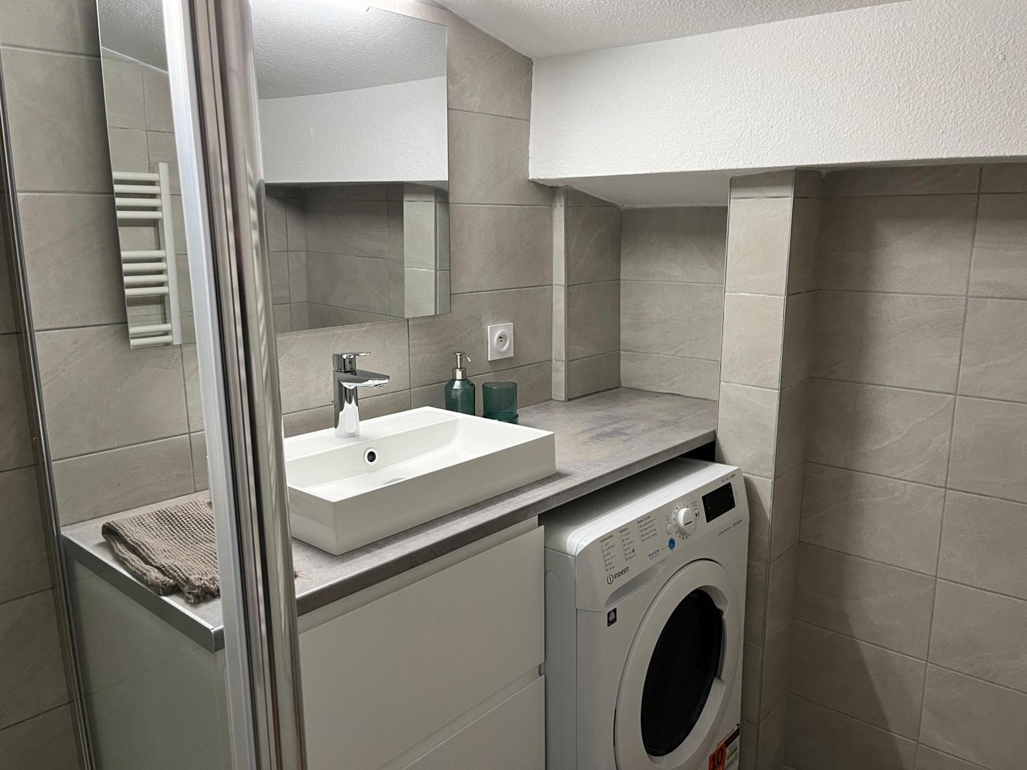 Appartement T3 Independant 拉加尔德 外观 照片